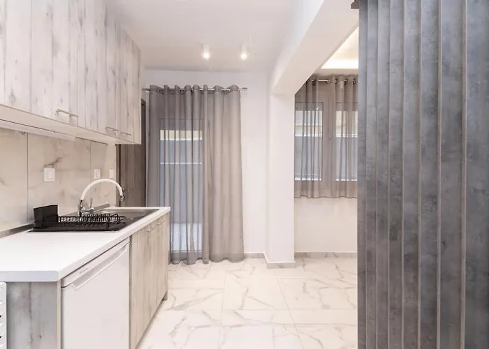 Lux At French Institute * Salonicco